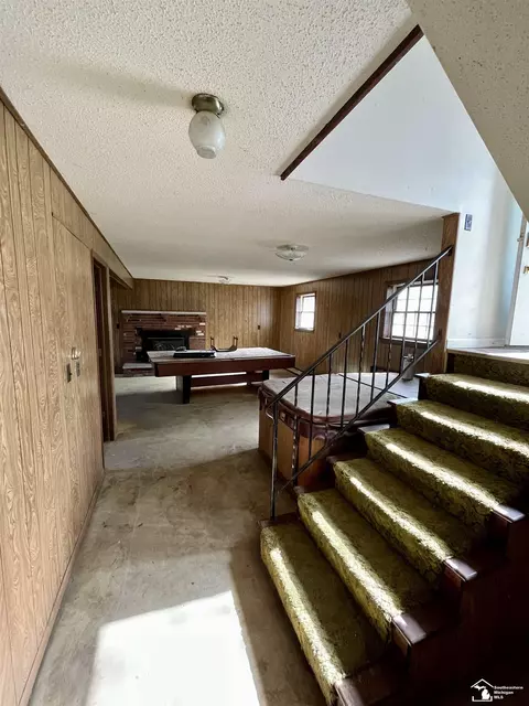 2277 Sheick, Monroe, MI 48162 photo 25