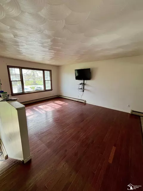 2277 Sheick, Monroe, MI 48162 photo 10