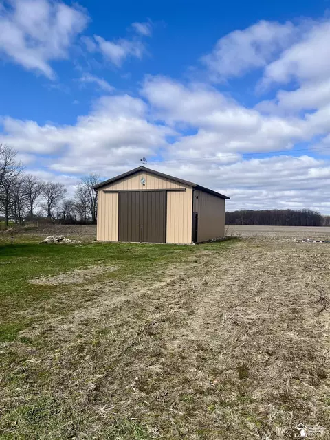 2277 Sheick, Monroe, MI 48162 photo 4
