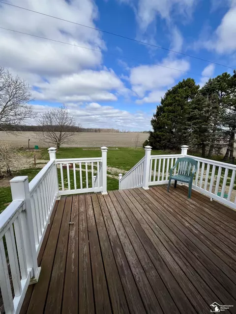 2277 Sheick, Monroe, MI 48162 photo 16