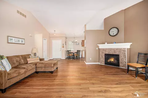 1155 Robin, Monroe, MI 48161 photo 5