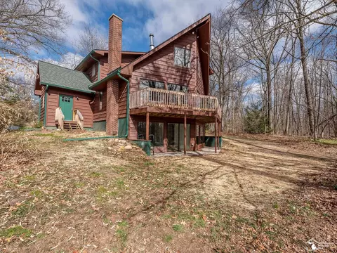11641 Silver Lk, Brooklyn, MI 49230