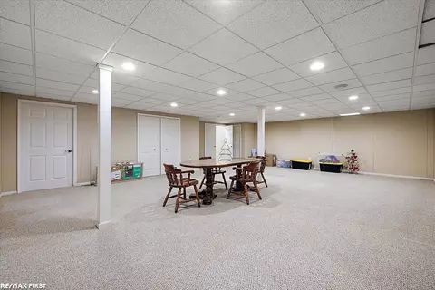 17459 Timber, Macomb, MI 48042 photo 26