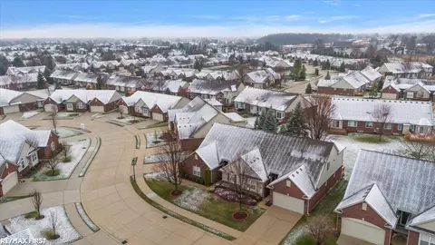 17459 Timber, Macomb, MI 48042 photo 35
