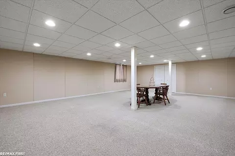17459 Timber, Macomb, MI 48042 photo 24