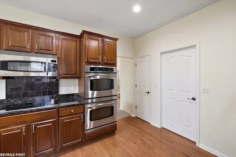 17459 Timber, Macomb, MI 48042 photo 16