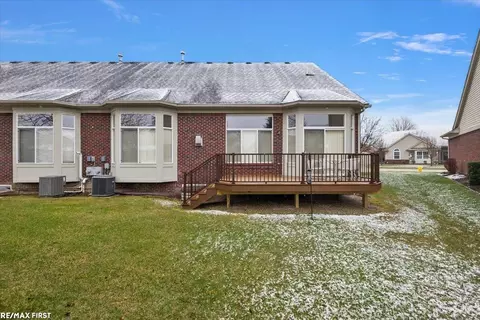 17459 Timber, Macomb, MI 48042 photo 31
