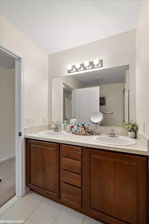 17459 Timber, Macomb, MI 48042 photo 20