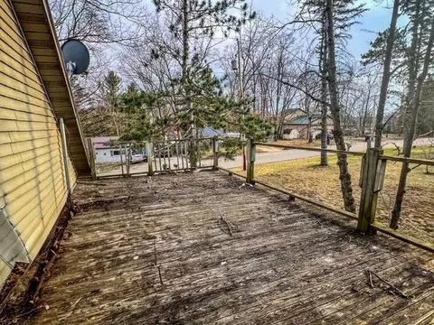Exterior - 511 Lansing, Harrison, MI 48625 photo 4 of 7