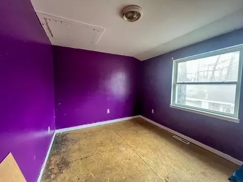 Bedroom - 511 Lansing, Harrison, MI 48625 photo 7 of 10