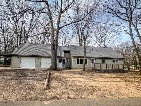511 Lansing, Harrison, MI 48625