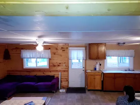 477 E Clarence, Harrison, MI 48625 photo 7