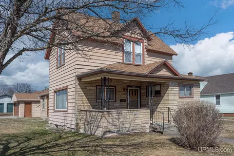 707 N 6th, Iron River, MI 49935