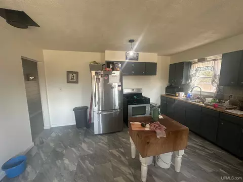 5785 25th, Gladstone, MI 49837 photo 6