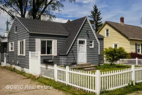 3517 Curtis, Hudsonville, MI 49426