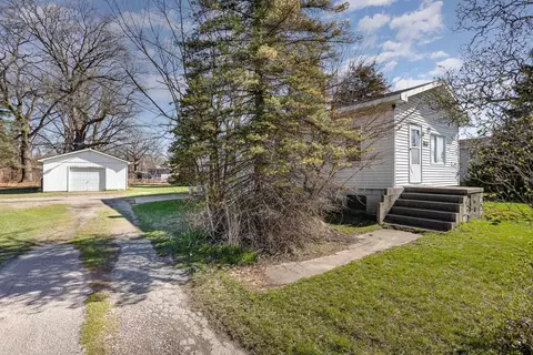 3383 E Wheeler, Bay City, MI 48706