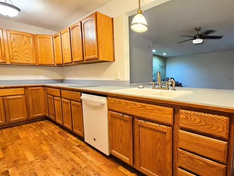 Kitchen - 3140 Vineyard, Flushing, MI 48433 photo 6 of 6