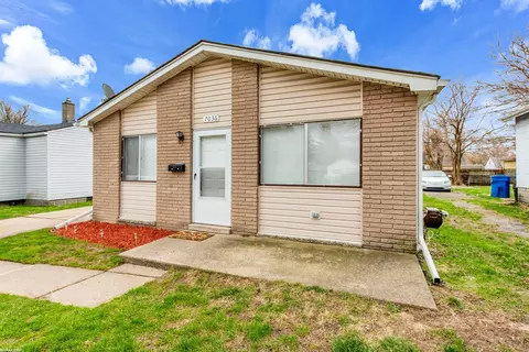 Exterior - 7036 Maxwell, Warren, MI 48091 photo 4 of 6