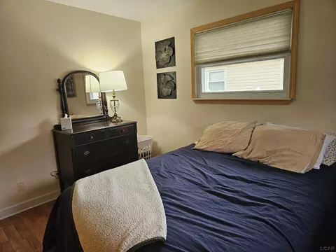 Bedroom - 302 Cranbrook, Monroe, MI 48162 photo 2 of 5