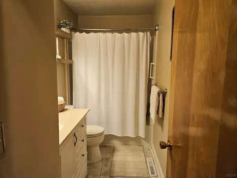 Bath - 302 Cranbrook, Monroe, MI 48162 photo 1 of 2