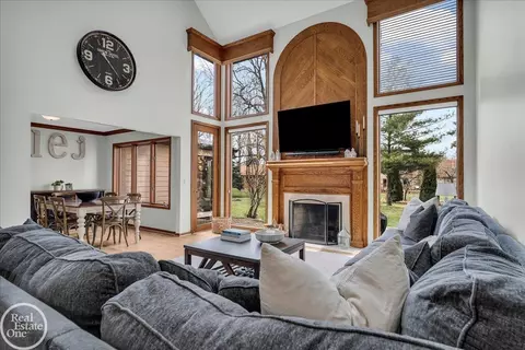 Living - 739 Turnberry, Saint Clair, MI 48079 photo 3 of 4