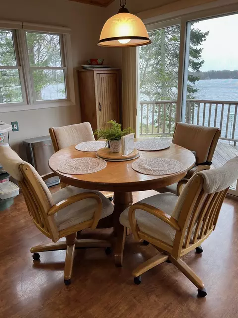 Dining - 4865 Anglers Ln, Gladwin, MI 48624 photo 2 of 4