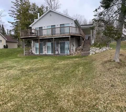 Exterior - 4865 Anglers Ln, Gladwin, MI 48624 photo 6 of 13
