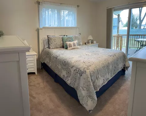 Bedroom - 4865 Anglers Ln, Gladwin, MI 48624 photo 2 of 9