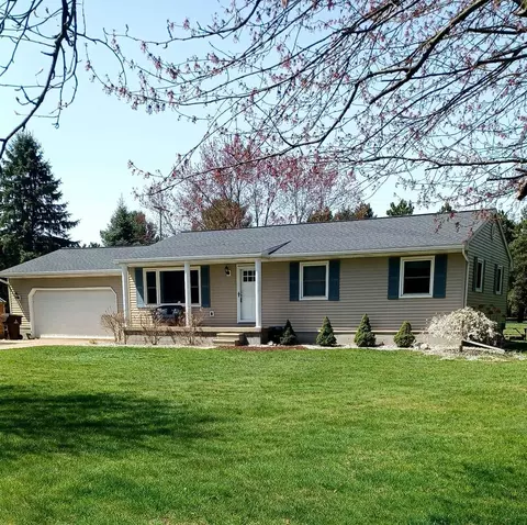 11484 Wood, Dewitt, MI 48820