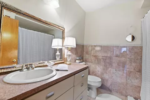 Bath - 6728 Frith, Saint Clair, MI 48079 photo 6 of 7