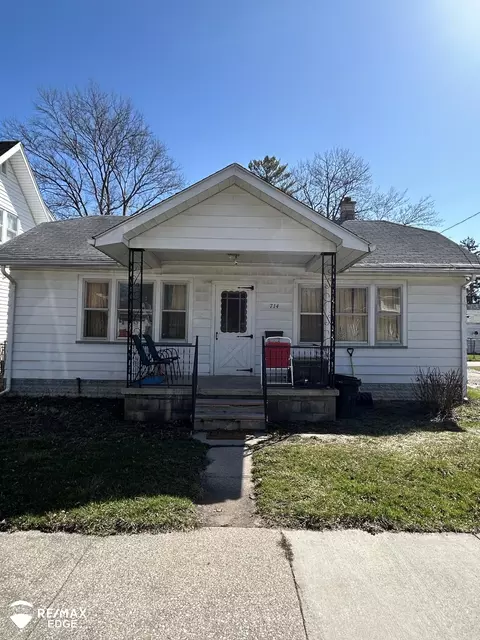 714 Yale, Saginaw, MI 48602