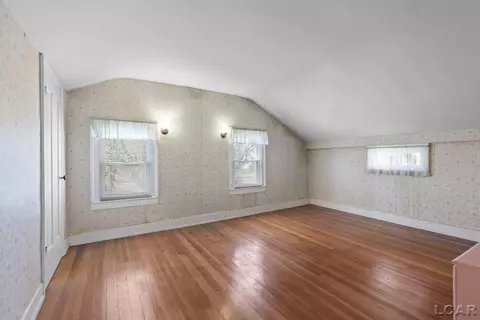 307 E Maple, Adrian, MI 49221 photo 14