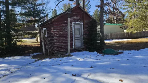 6564 Carpenter, Harrison, MI 48625 photo 4