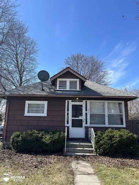 1617 Van Buren, Saginaw, MI 48602