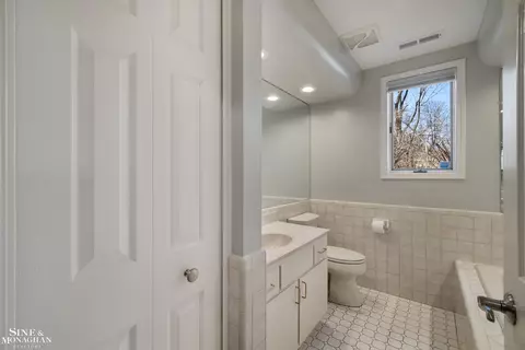 Bath - 1935 River Rd #19, Saint Clair, MI 48079 photo 7 of 8