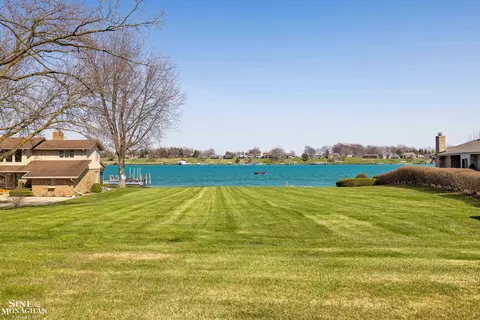 Exterior - 1935 River Rd #19, Saint Clair, MI 48079 photo 9 of 16