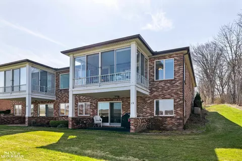 Exterior - 1935 River Rd #19, Saint Clair, MI 48079 photo 12 of 16
