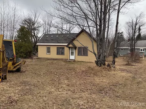 1753 M 35, Little Lake, MI 49841