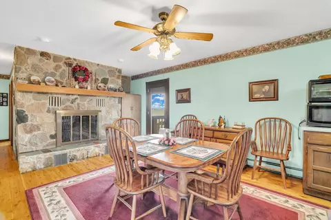 Dining - 1370 Forester, Deckerville, MI 48427 photo 1 of 3