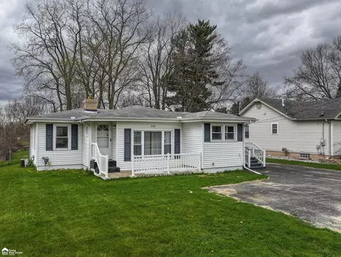 3341 N Genesee, Flint, MI 48506