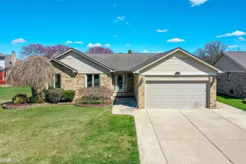 53082 Bayberry, Macomb, MI 48042