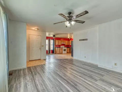 529 Almyra, Monroe, MI 48161 photo 4