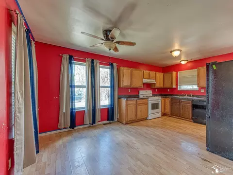 529 Almyra, Monroe, MI 48161 photo 6