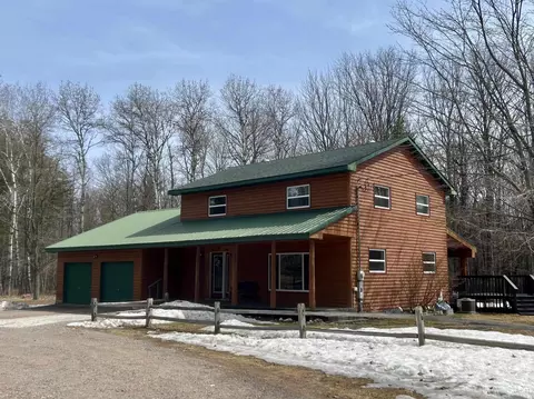 573 N Co Rd 545, Marquette, MI 49855