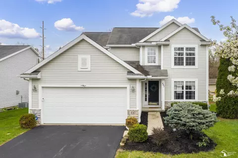 447 Oak Crk, Temperance, MI 48182