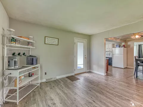 Entry Way - 5370 E Albain, Monroe, MI 48161 photo 3 of 3