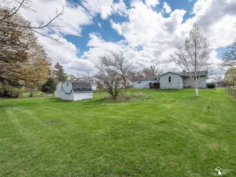 Exterior - 5370 E Albain, Monroe, MI 48161 photo 5 of 7