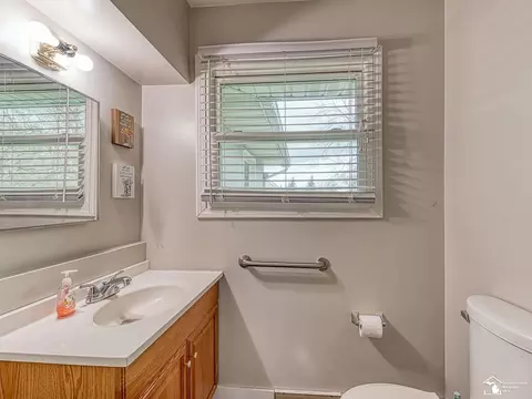 Bath - 5370 E Albain, Monroe, MI 48161 photo 2 of 2