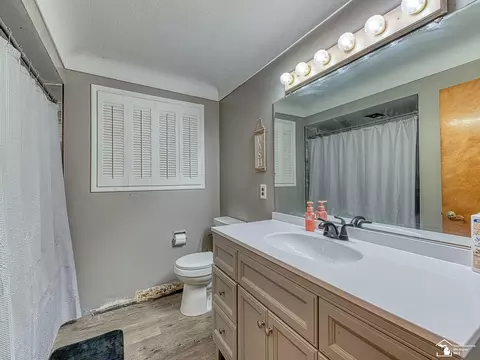 Bath - 5370 E Albain, Monroe, MI 48161 photo 1 of 2