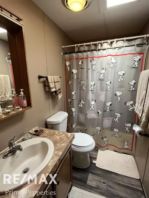 Bath - 29 Armstrong, Flushing, MI 48433 photo 2 of 2